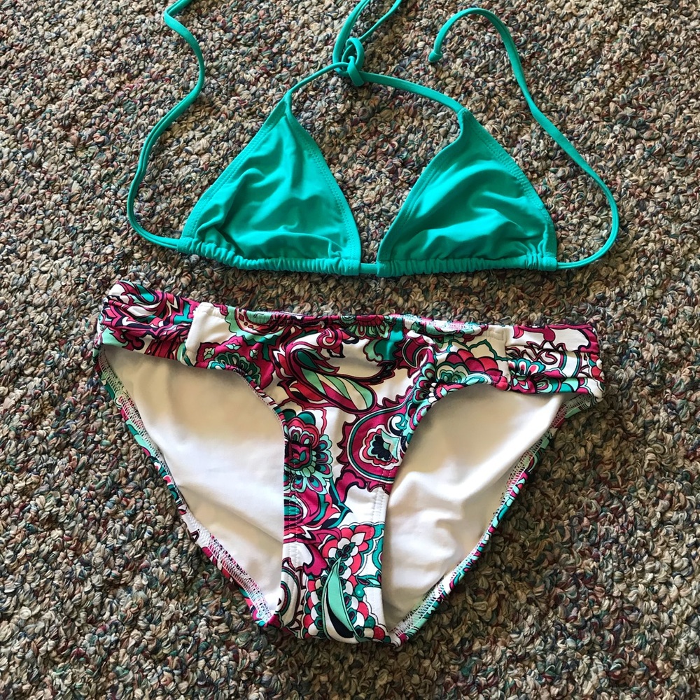 Lands end bottom. Old Navy top